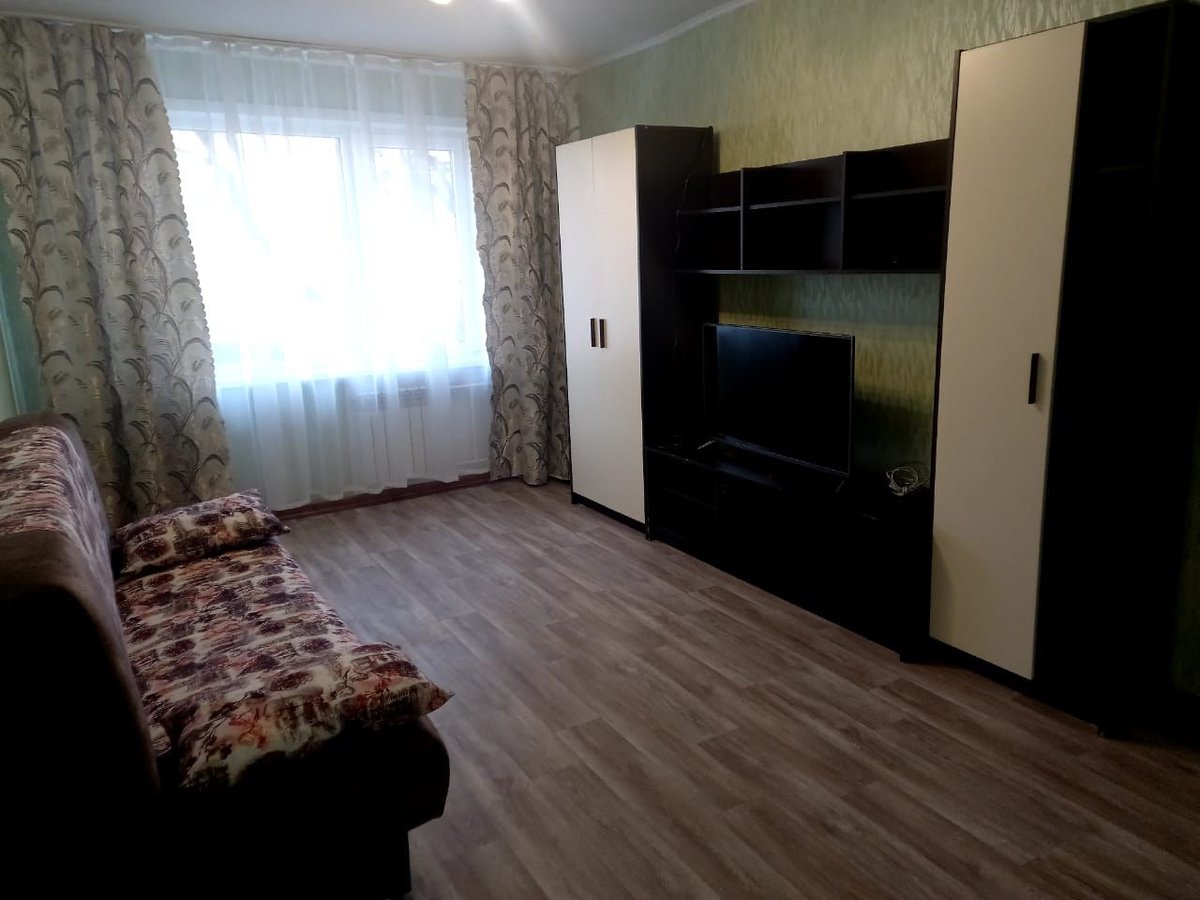 Двухкомнатная в Северо-Западном, 41 посуточно в Канске